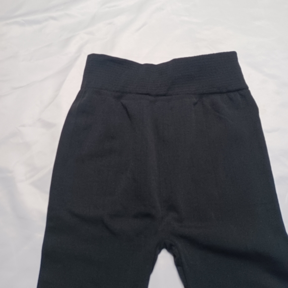 NWT Fit In E & K Black Leggings Size One Size Fit Most - Picture 5 of 10